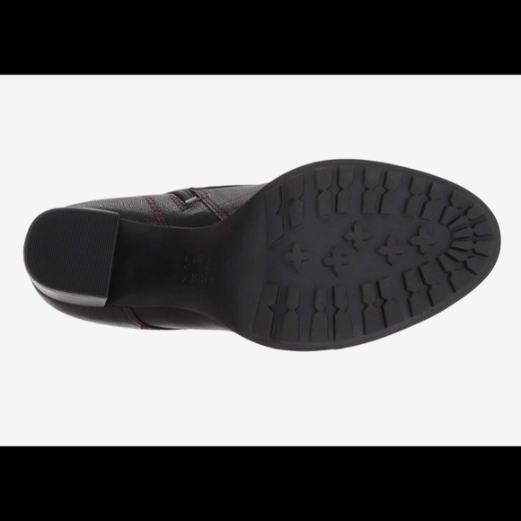 Naturalizer Callie lace up lugsole booties - Picture 2 of 11